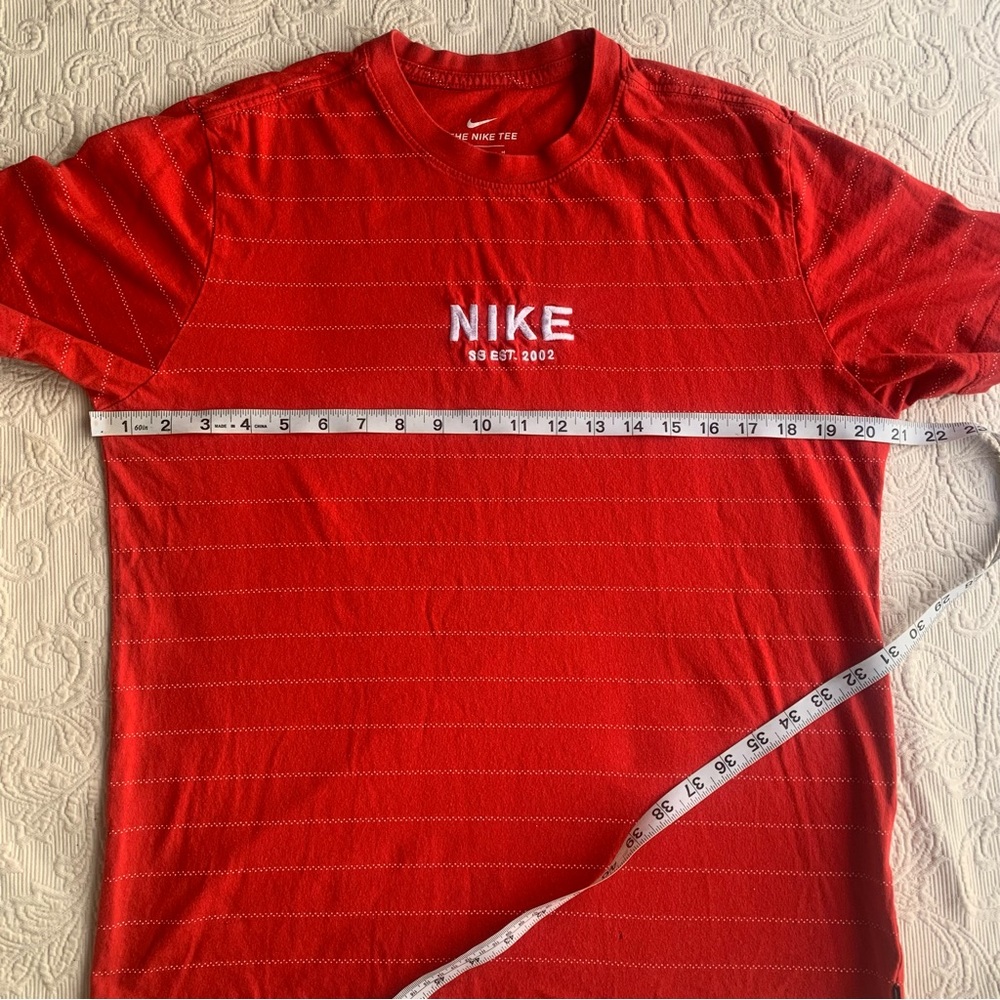 Nike Red Striped 'The Nike Tee' Pullover Short Sleeve Crew Neck T-Shirt - Picture 6 of 7